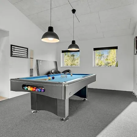 Stunning In With Kitchen *