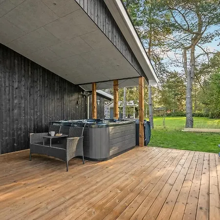Stunning In With Kitchen Holiday home Rodby
